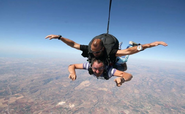  Volarás con su instructor 